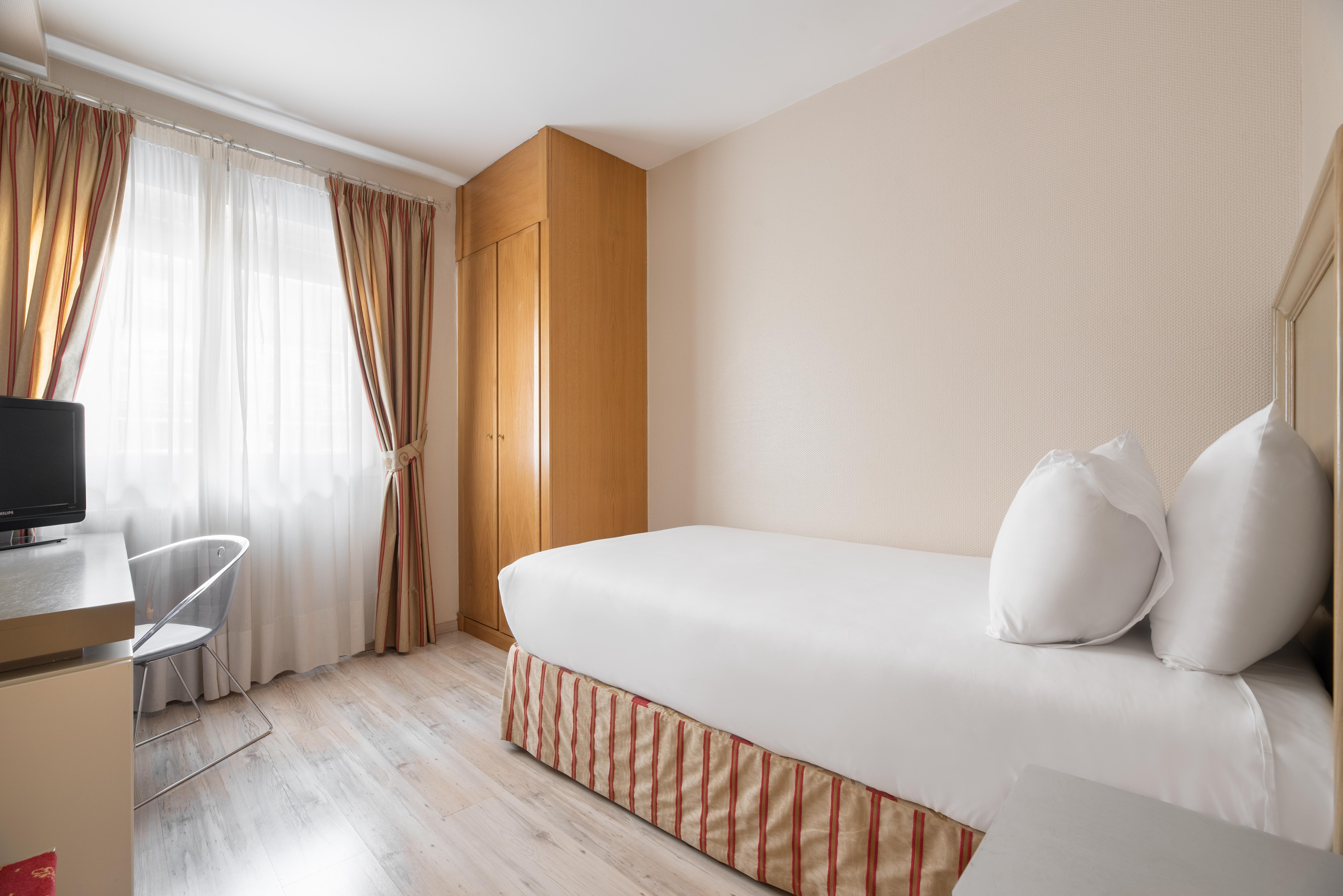 Hotel Crisol Almirante Bonifaz Burgo Zewnętrze zdjęcie