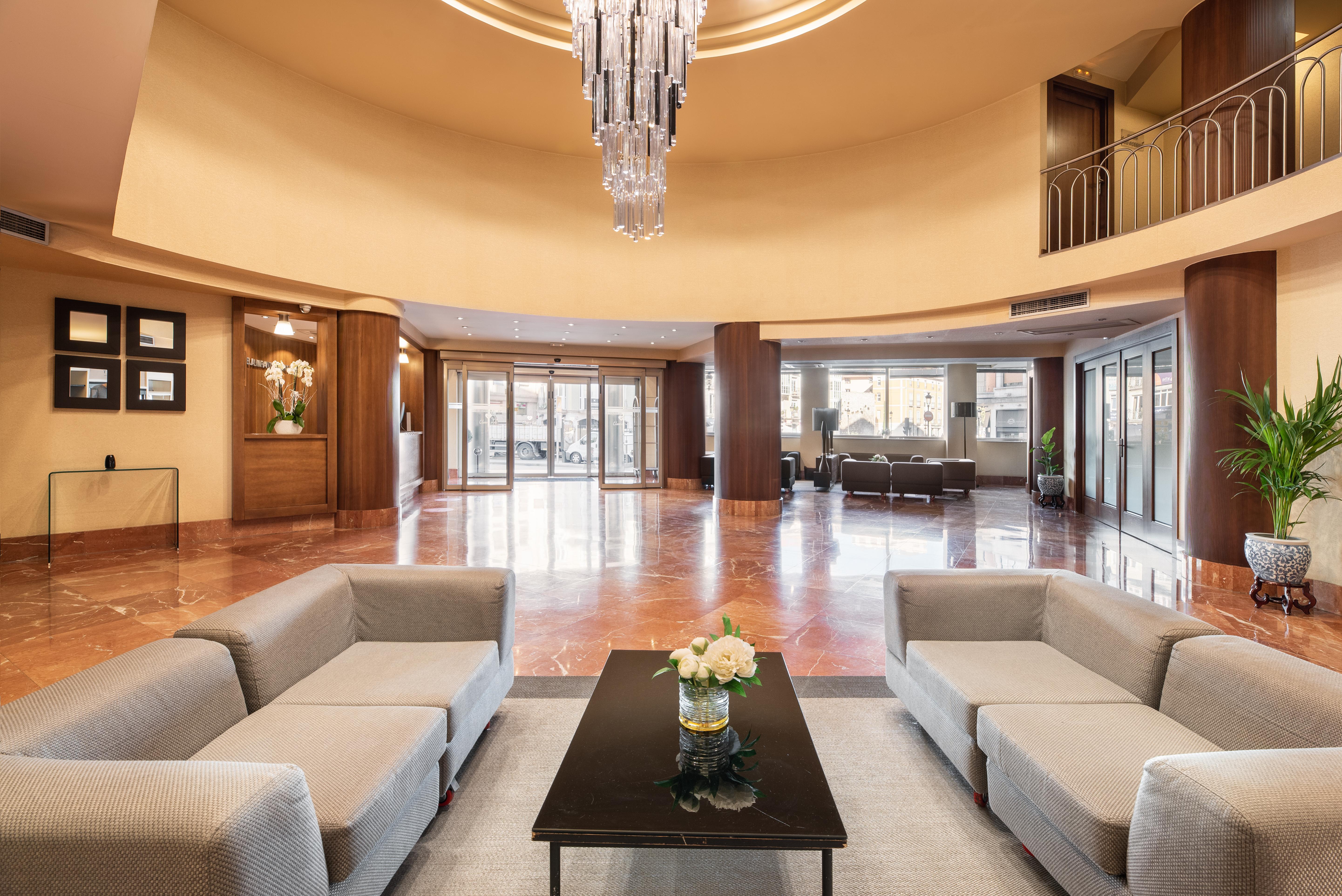Hotel Crisol Almirante Bonifaz Burgo Zewnętrze zdjęcie