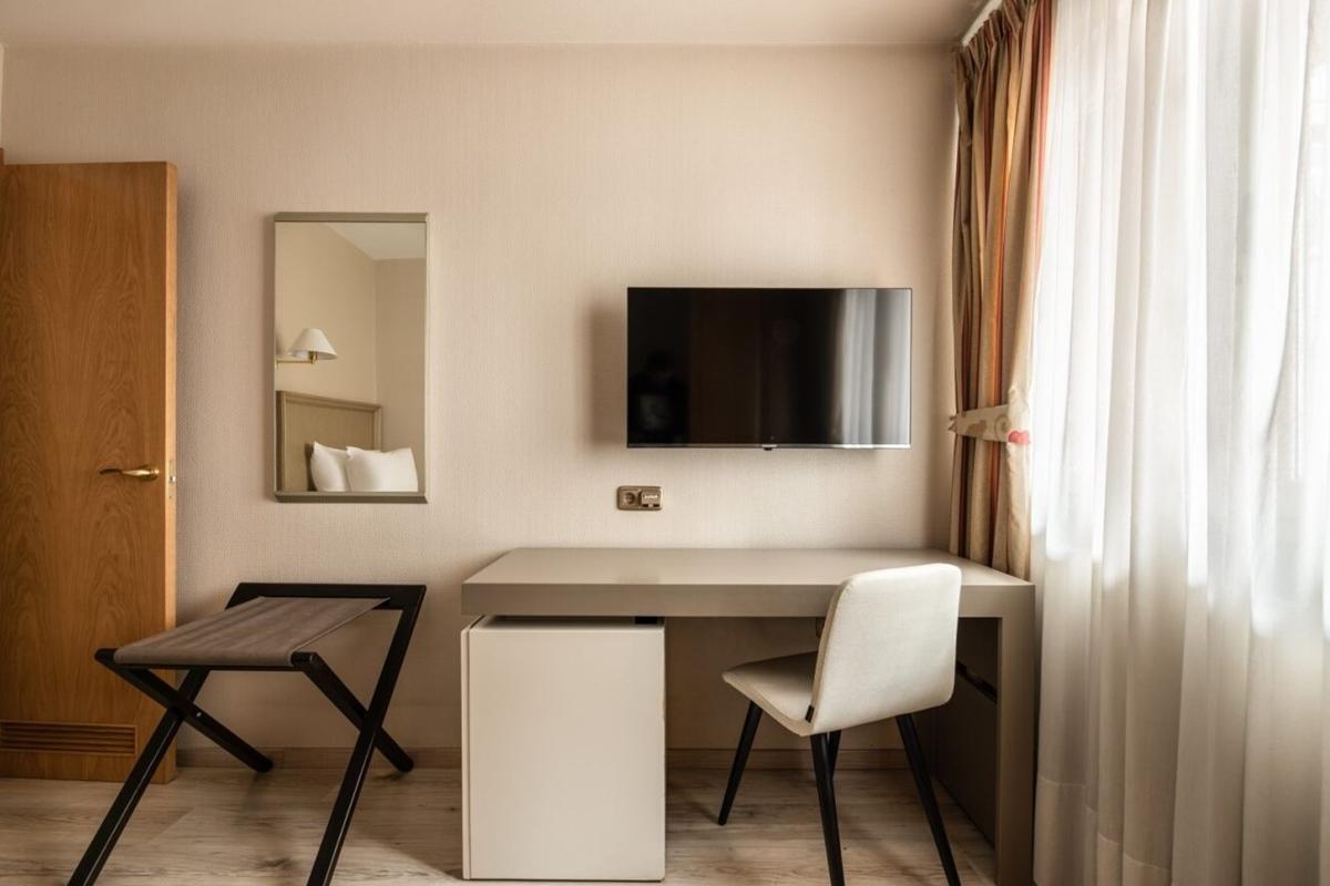 Hotel Crisol Almirante Bonifaz Burgo Zewnętrze zdjęcie