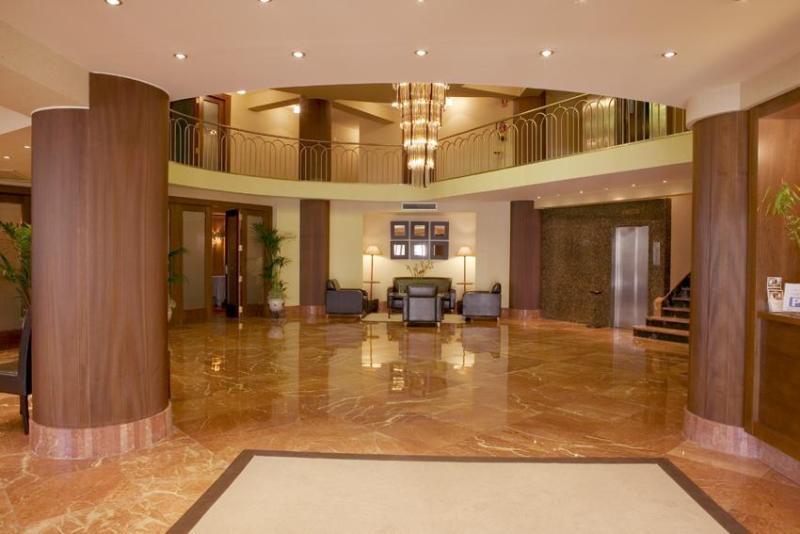 Hotel Crisol Almirante Bonifaz Burgo Zewnętrze zdjęcie